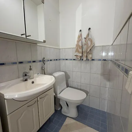 Apartment Cozy 2bdr With Sauna