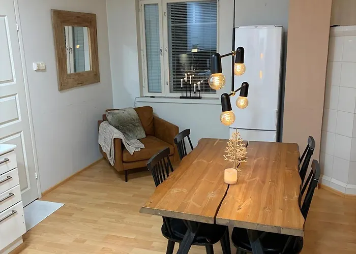 Cozy 2bdr With Sauna * רובניימי